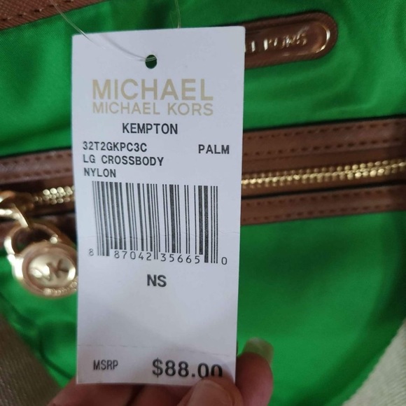 NWT Michael Kors Kempton Palm Green Nylon Cross Body Bag - Picture 4 of 7